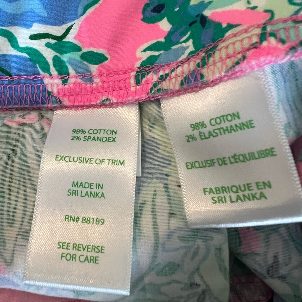 Lilly Pulitzer Shorts Womens Large Blue Pink Green Ocean View Floral shorts - Picture 3 of 3